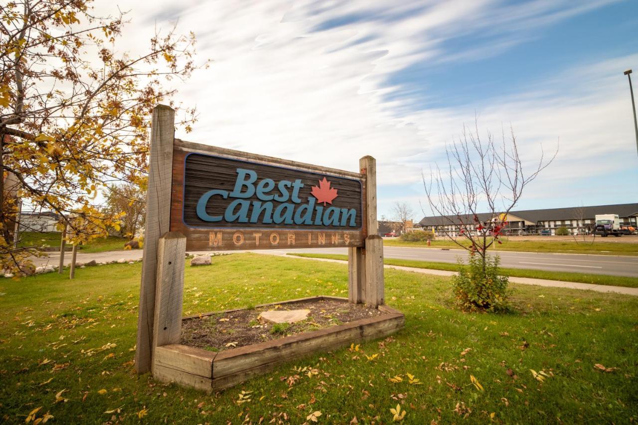 Bcminns - Fort Mcmurray - Rusty'S Exteriör bild