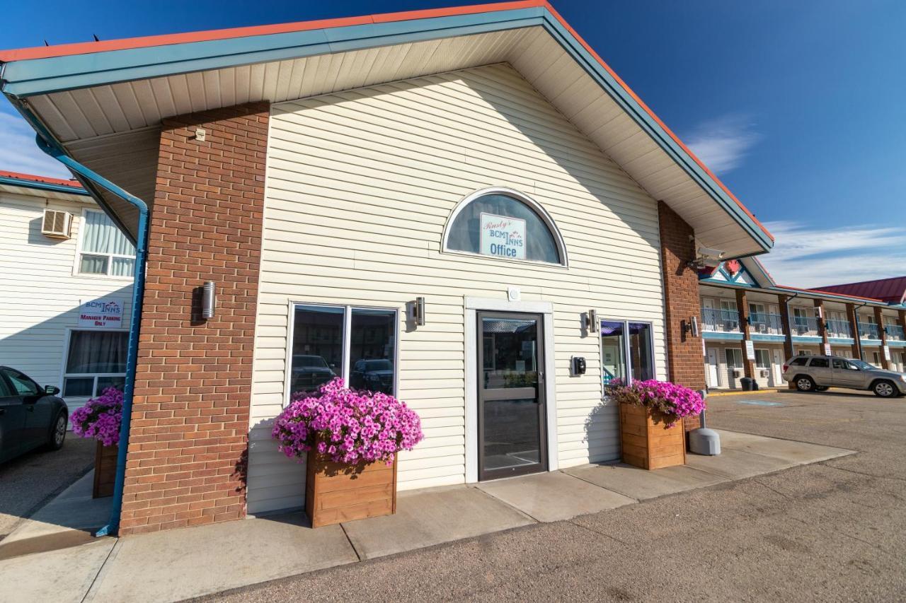 Bcminns - Fort Mcmurray - Rusty'S Exteriör bild